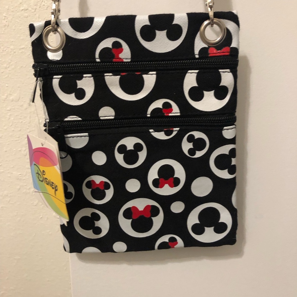 Disney Black and White Mickey and Minnie Patterned crossbody Bag - Picture 2 of 8